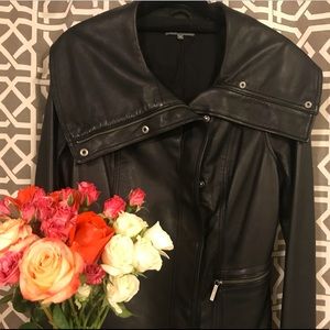 EUC Vince 100% Leather Jacket — medium / Black